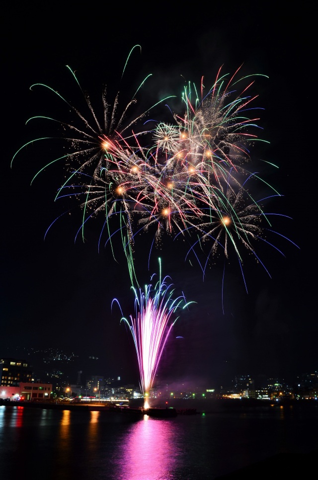 伊東温泉夢花火
